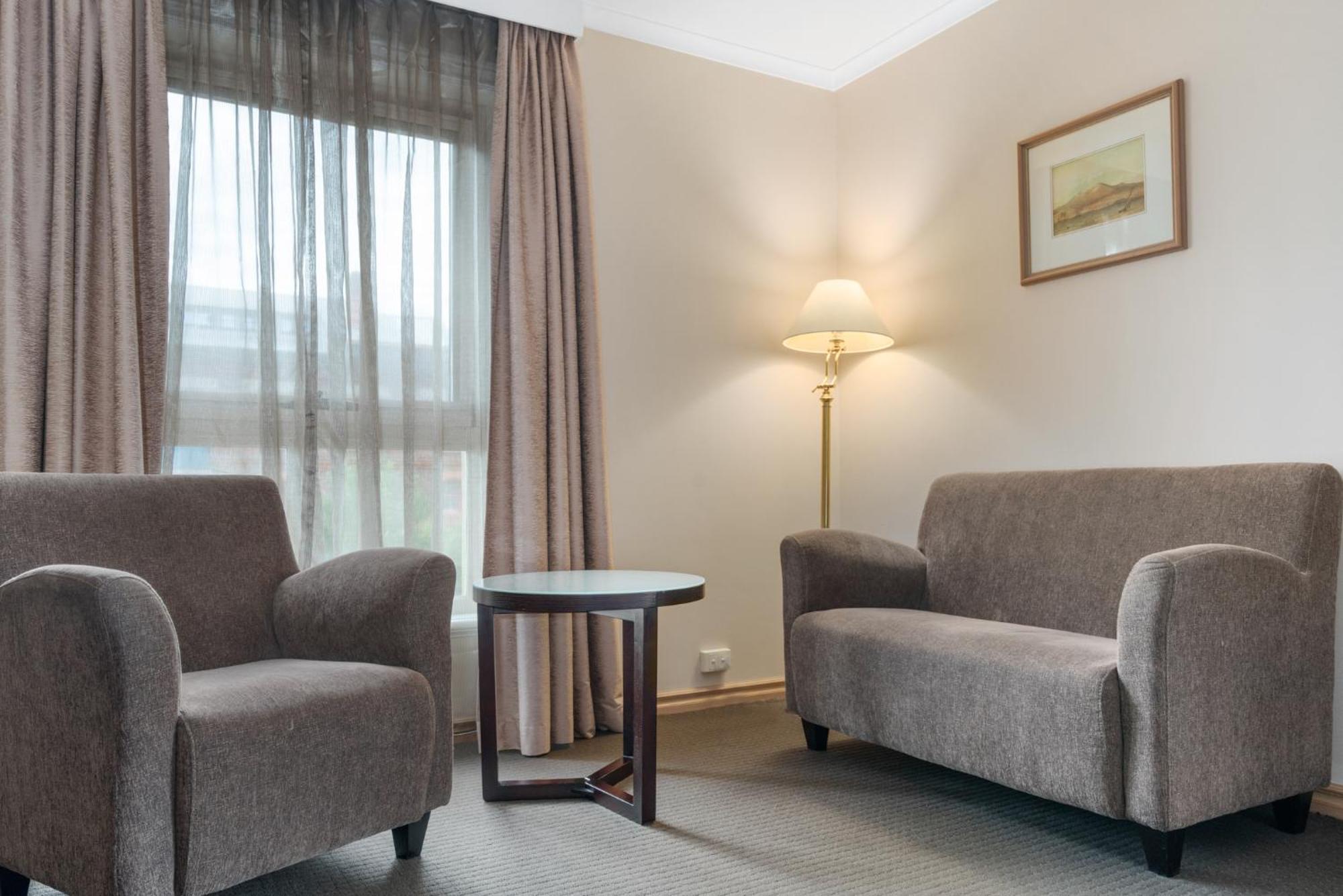 Hotel Grand Chancellor Лонсестон Номер фото
